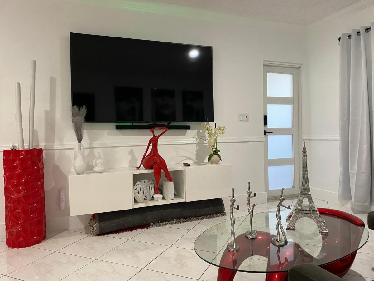 Ferienwohnung Beautiful House 7 Min From Miami Airport W Free Parking Exterior foto