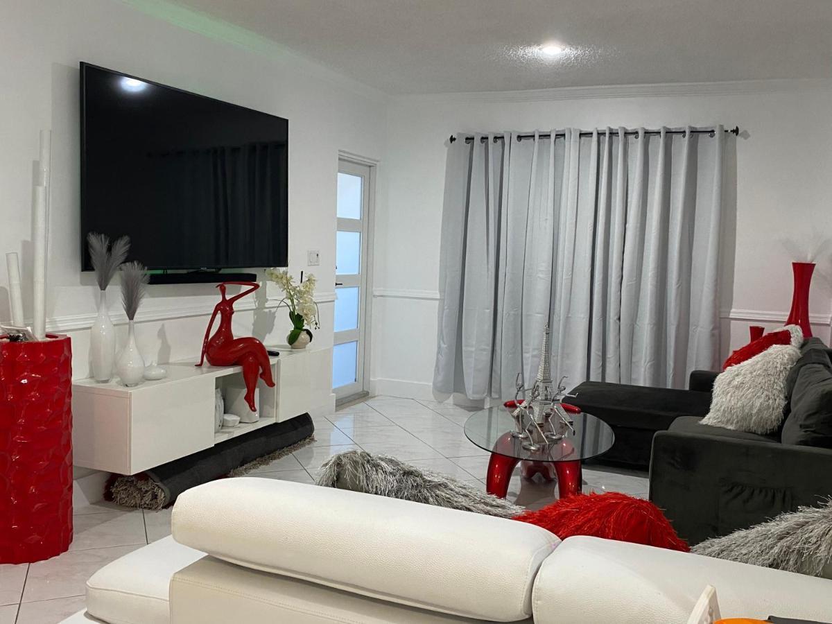 Ferienwohnung Beautiful House 7 Min From Miami Airport W Free Parking Exterior foto
